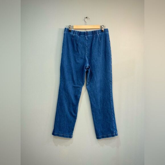 L.L. Bean Pull-On Flat Front Straight Leg Jeans Size MP EUC - Picture 2 of 5